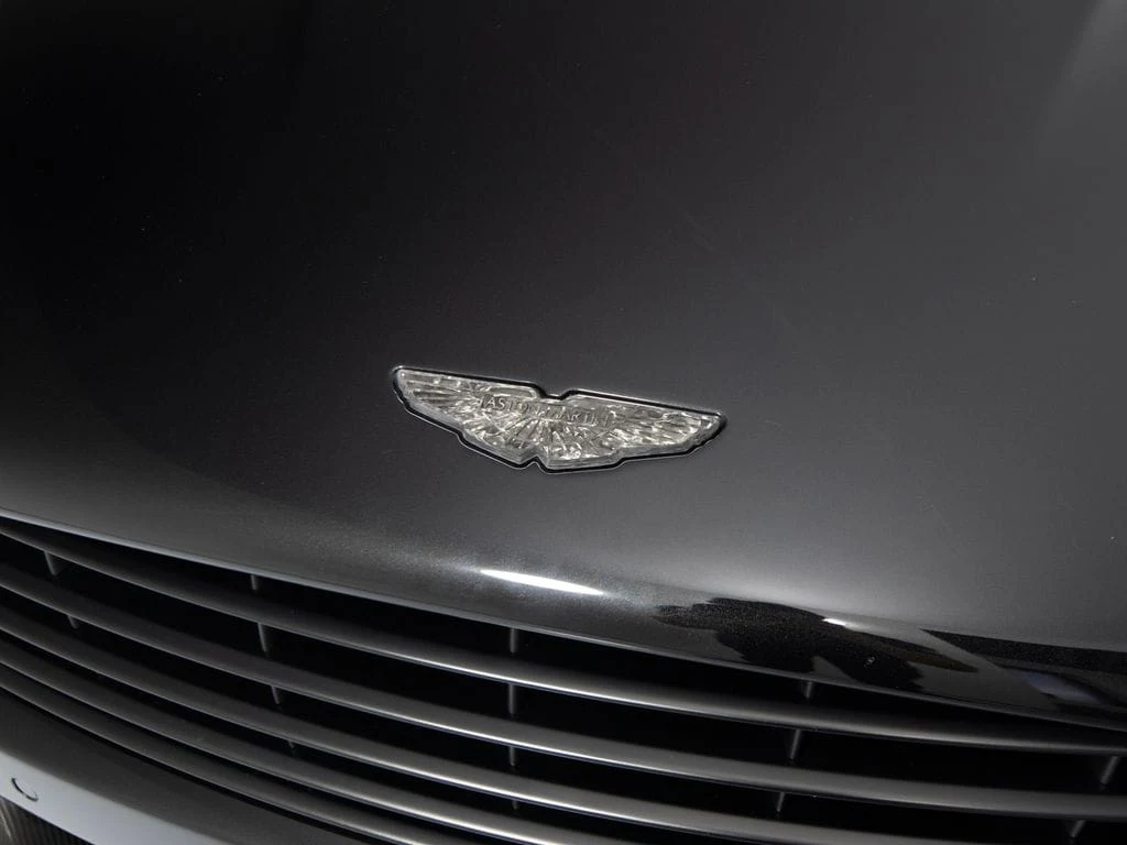2015 Aston Martin Vanquish V12, 22/30