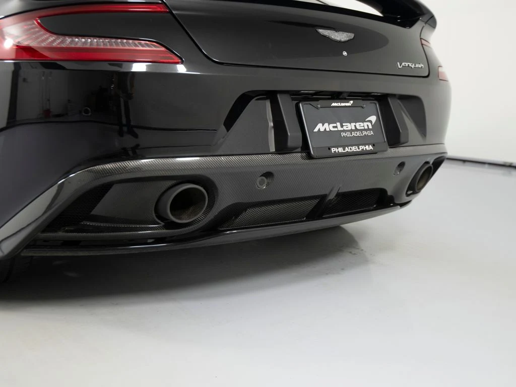 2015 Aston Martin Vanquish V12, 27/30
