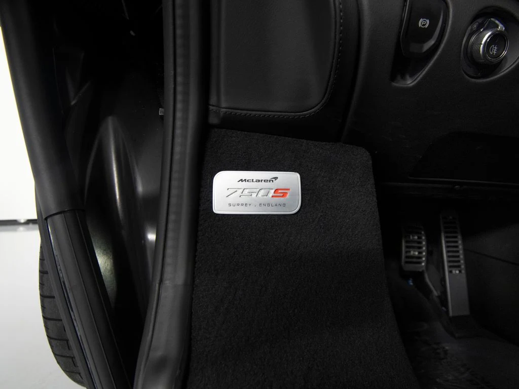 2027 McLaren 750S Spider TechLux, 9/30