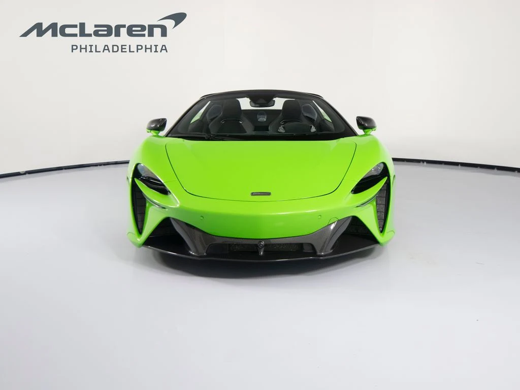 2025 McLaren Artura Spider Performance, 2/30