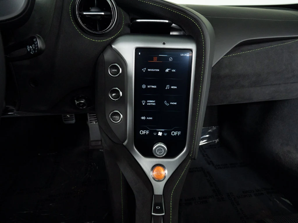 2027 McLaren 750S Spider Performance, 10/30