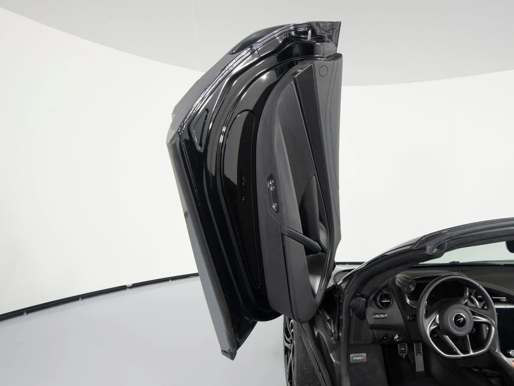 2025 McLaren 750S Spider TechLux, 7/30