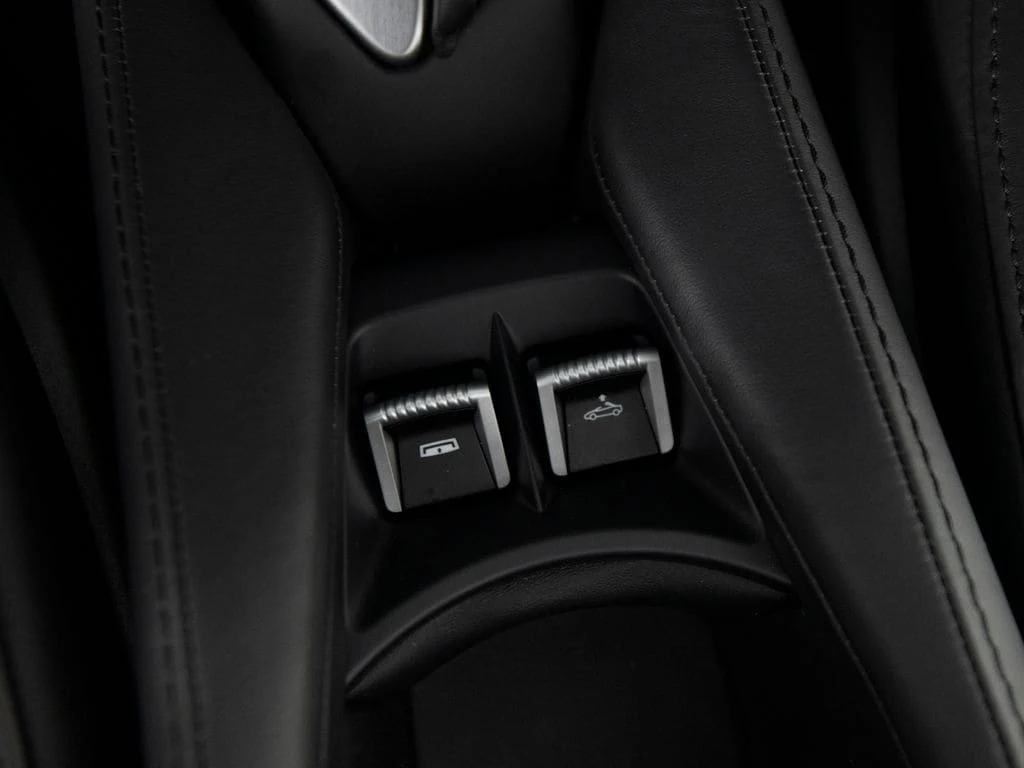 2025 McLaren 750S Spider TechLux, 18/30