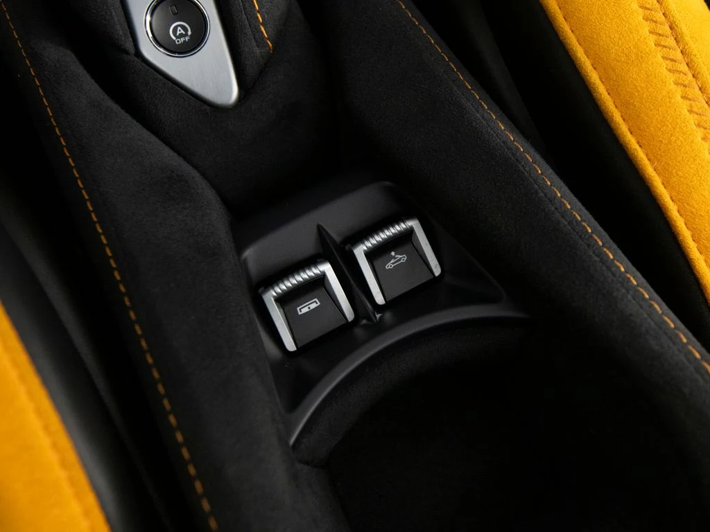 2024 McLaren 750S Spider Performance, 18/30