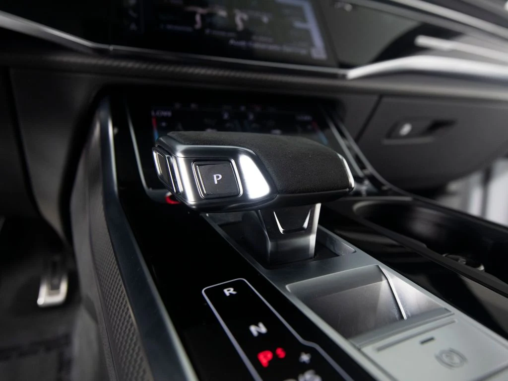 2026 Audi RS Q8 performance (4M), 15/30