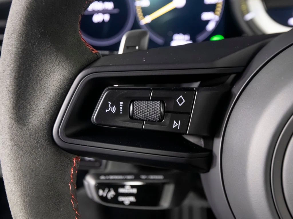 2022 Porsche 911 (992.1) GT3, 12/30