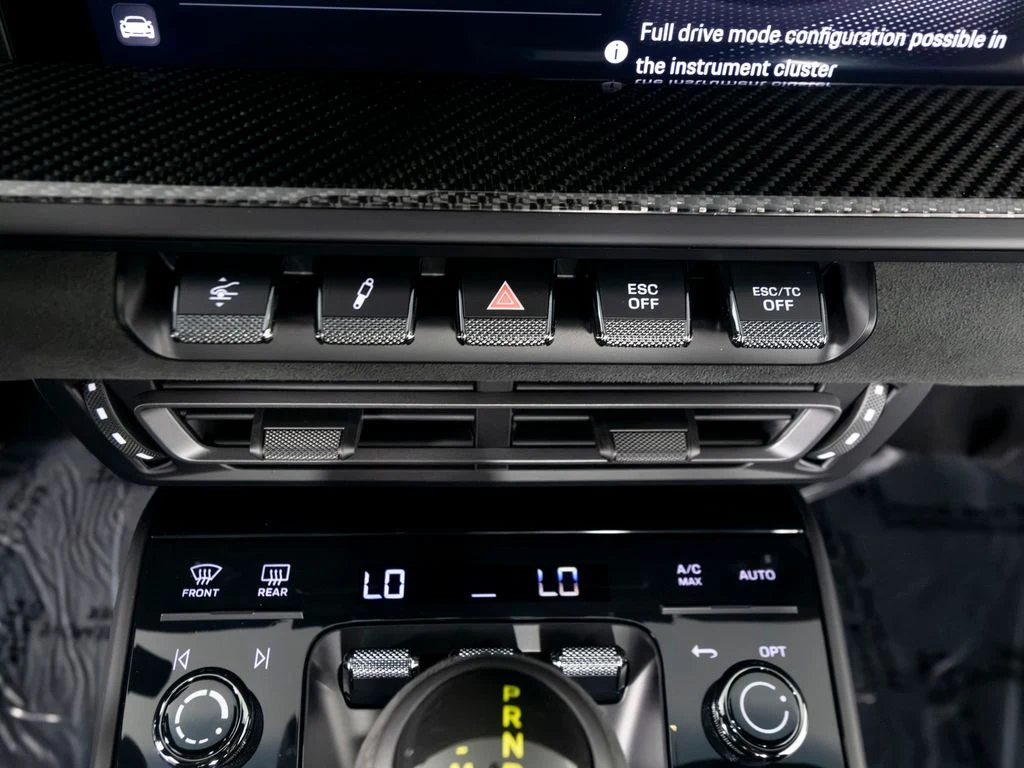 2022 Porsche 911 (992.1) GT3, 16/30