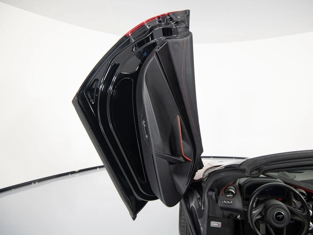 2022 McLaren 720S Spider Performance, 7/30