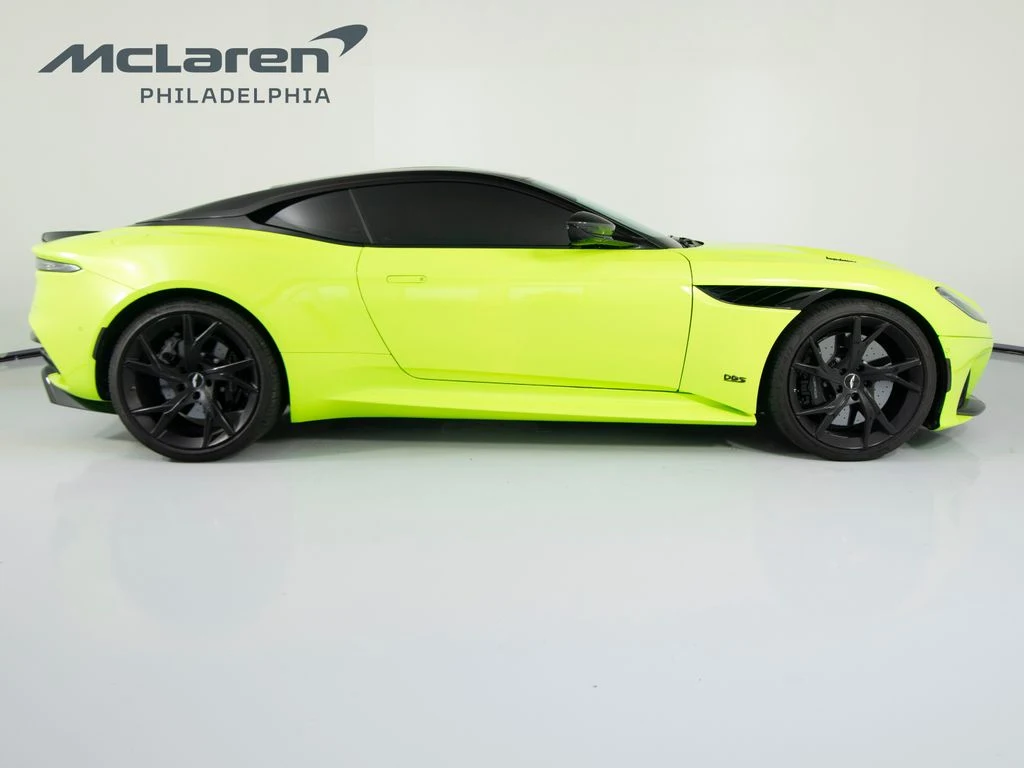 2022 Aston Martin DBS Superleggera, 3/30