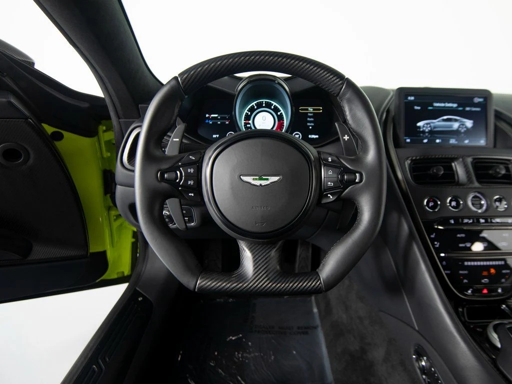 2022 Aston Martin DBS Superleggera, 10/30