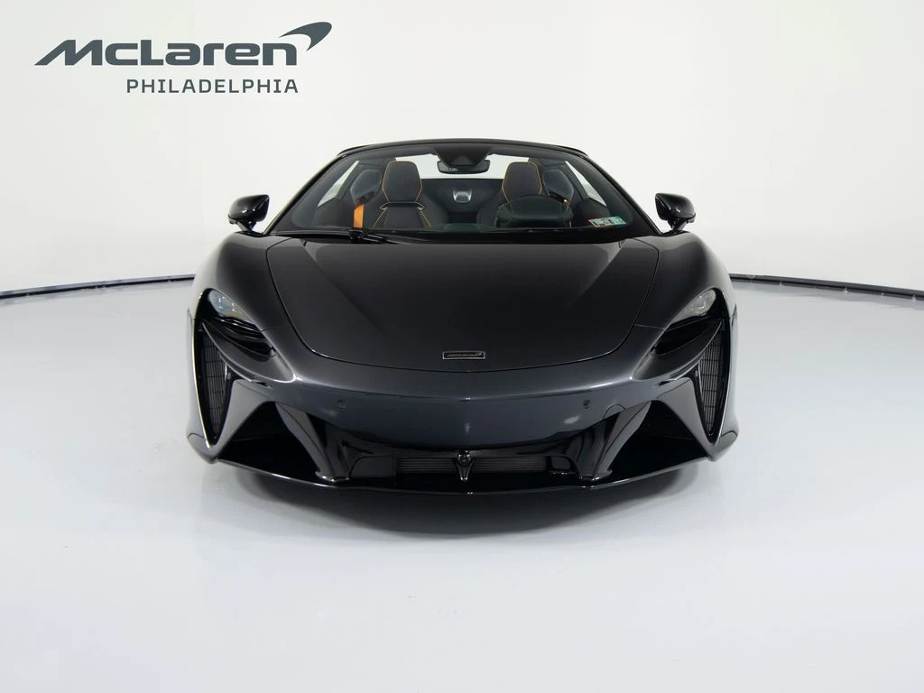 2026 McLaren Artura Spider TechLux, 2/30