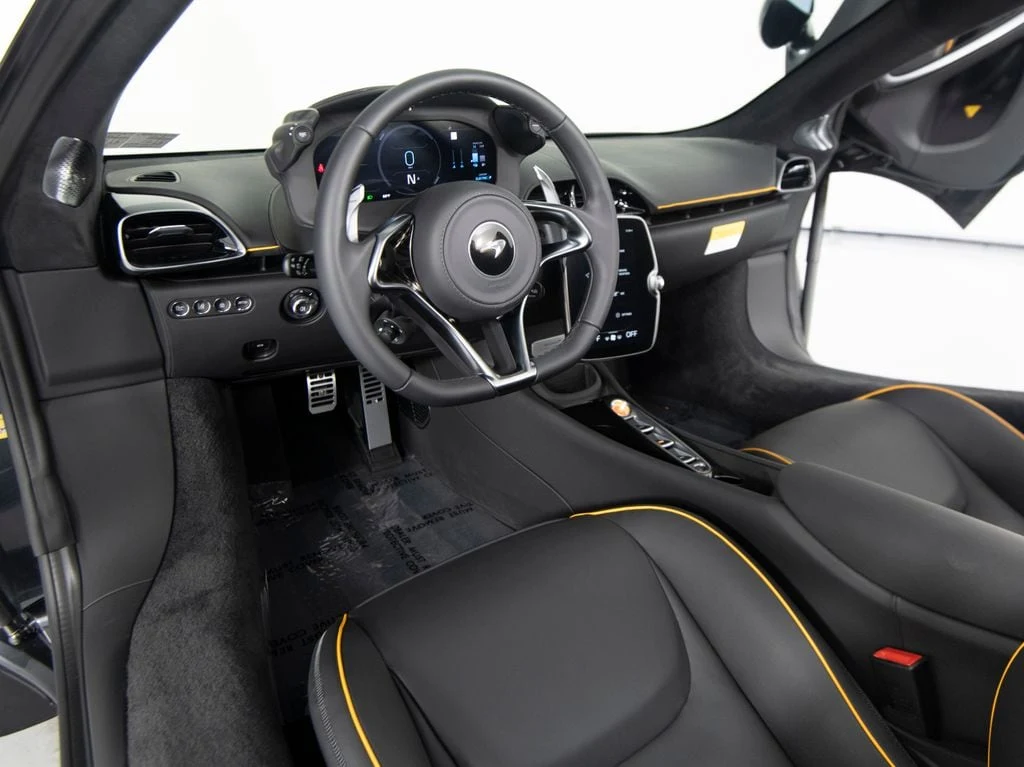2026 McLaren Artura Spider TechLux, 10/30
