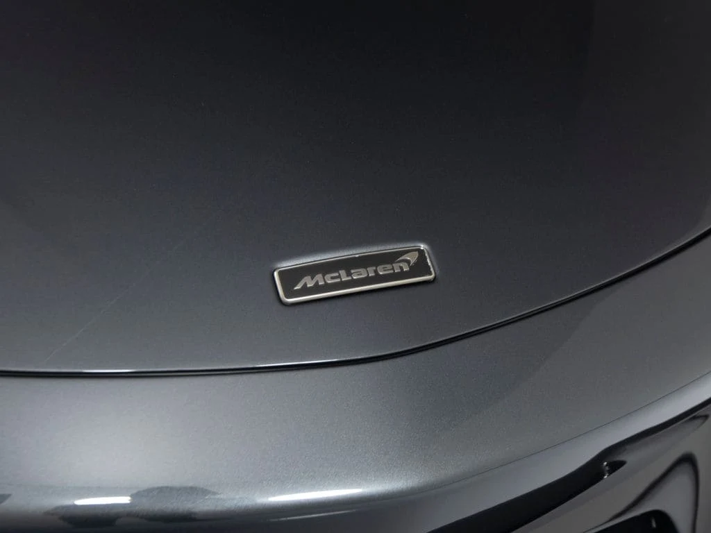 2026 McLaren Artura Spider TechLux, 24/30