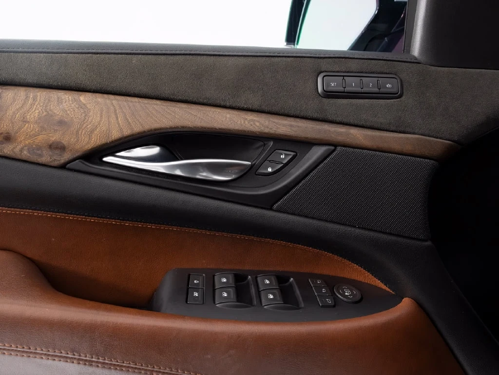 2019 Cadillac Escalade Luxury, 8/30