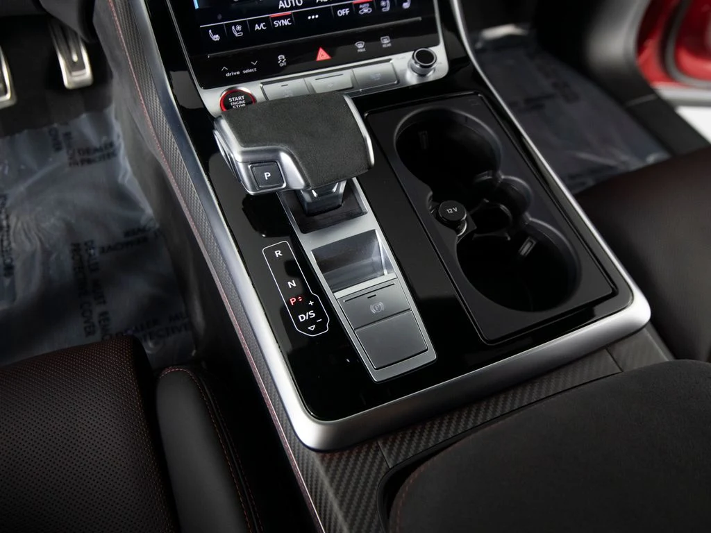 2025 Audi RS Q8 performance (4M), 15/30