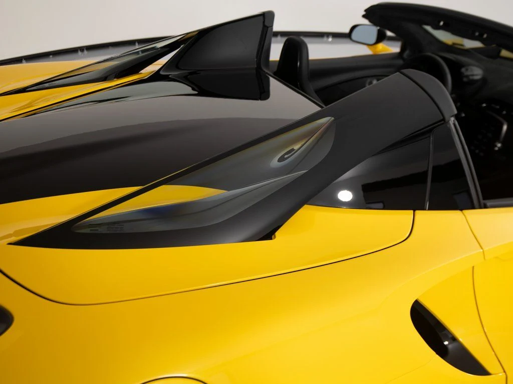 2026 McLaren Artura Spider Performance, 27/30