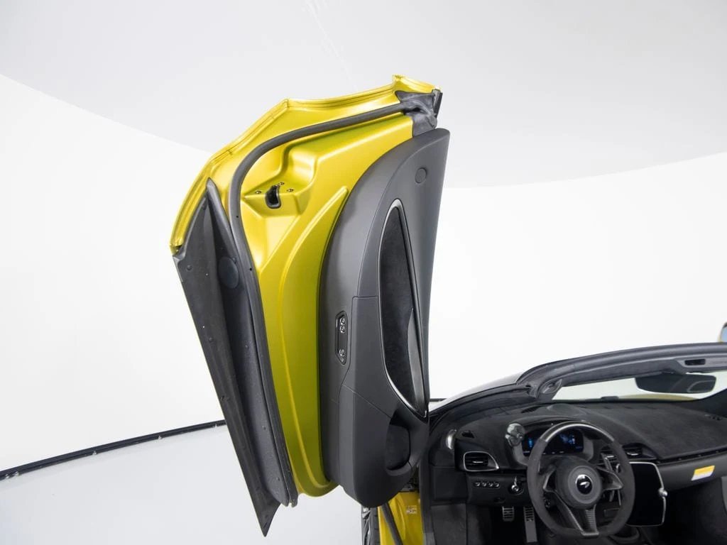 2025 McLaren Artura Spider Performance, 7/30