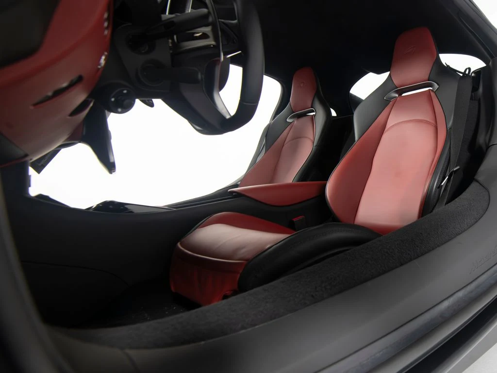 2025 McLaren Artura Coupe TechLux, 21/30