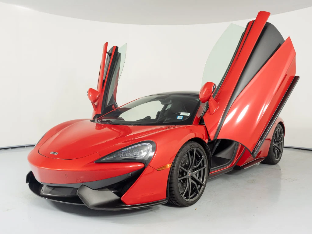 2017 McLaren 570GT offered by McLaren Philadelphia in West Chester, Pennsylvania