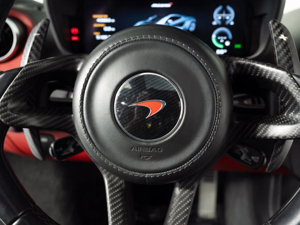 2017 McLaren 570GT, 5/30