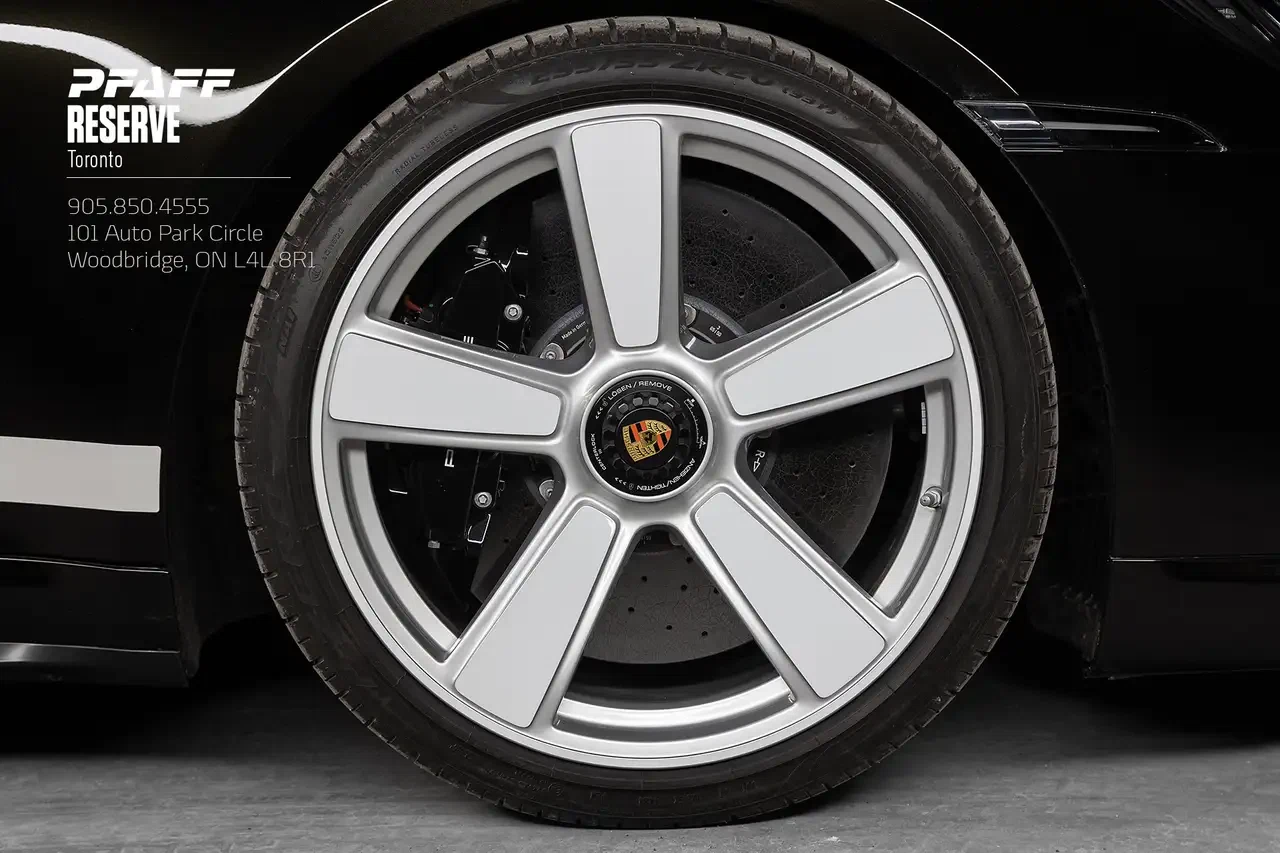 2025 Porsche 911 Turbo 50 Years (992), 6/29