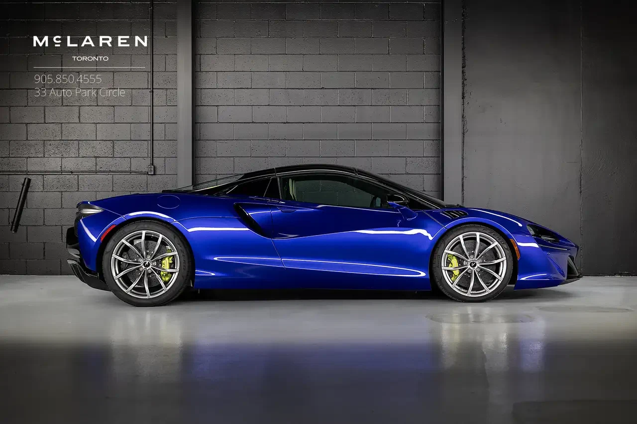 2025 McLaren Artura Spider, 9/25