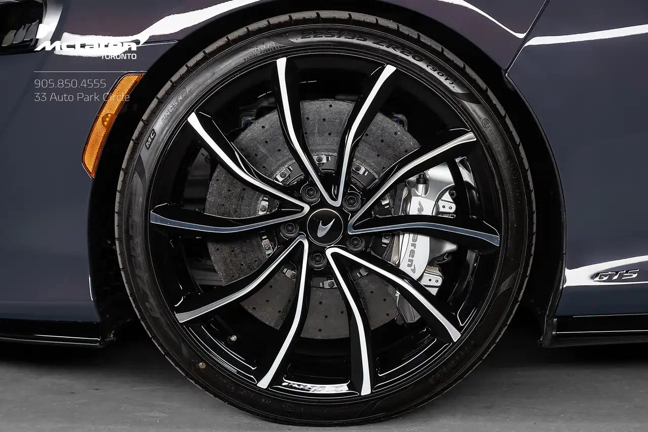 2025 McLaren GTS, 5/24