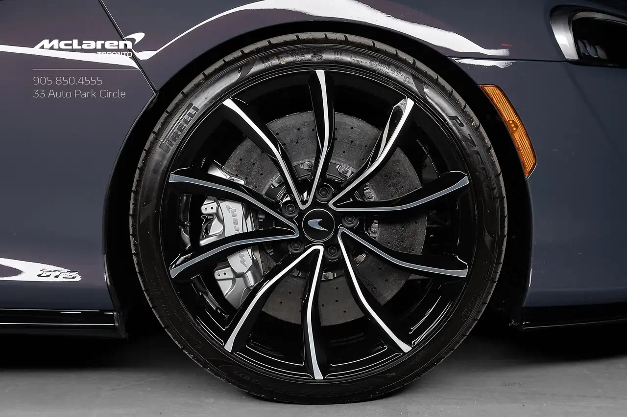 2025 McLaren GTS, 8/24