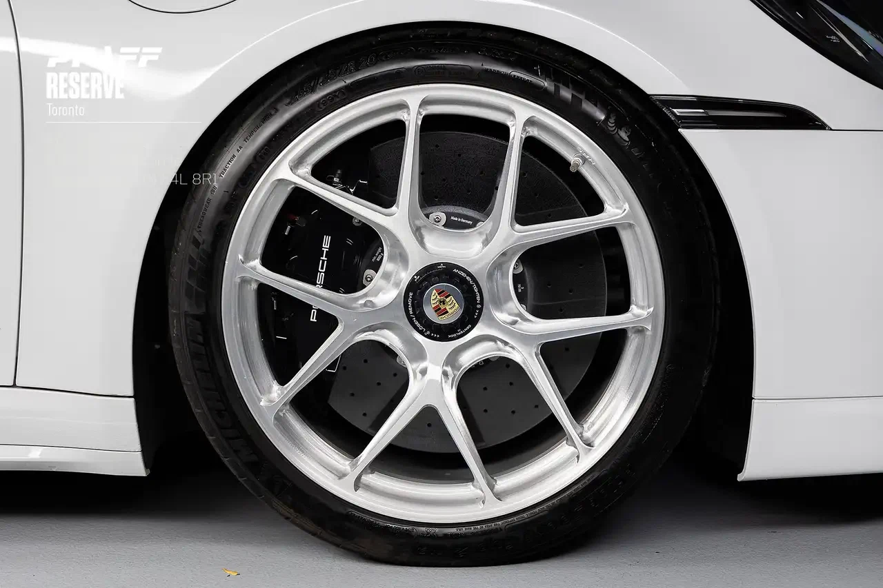 2021 Porsche 911 (992.1) Turbo S, 5/25