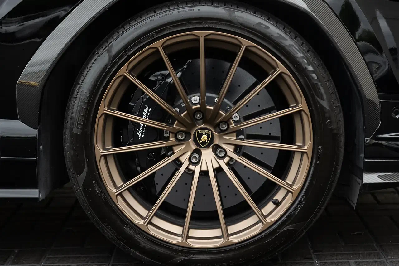 2023 Lamborghini Urus Performante, 8/30