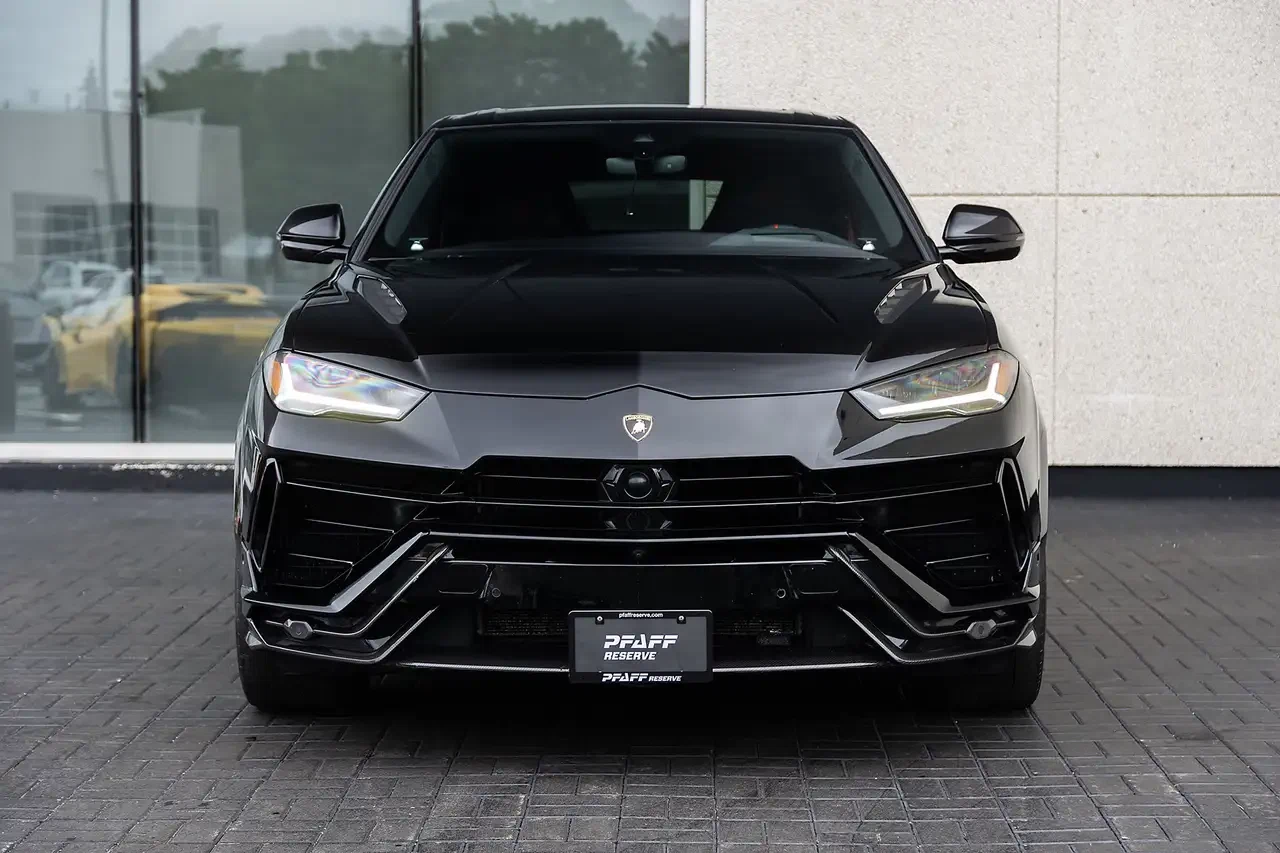 2023 Lamborghini Urus Performante, 12/30