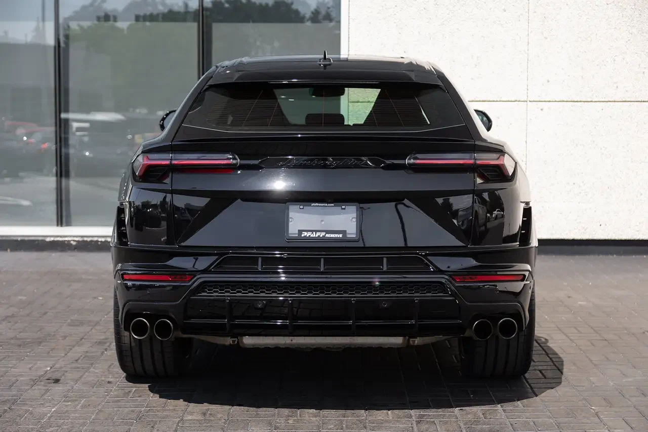 2023 Lamborghini Urus S, 4/27