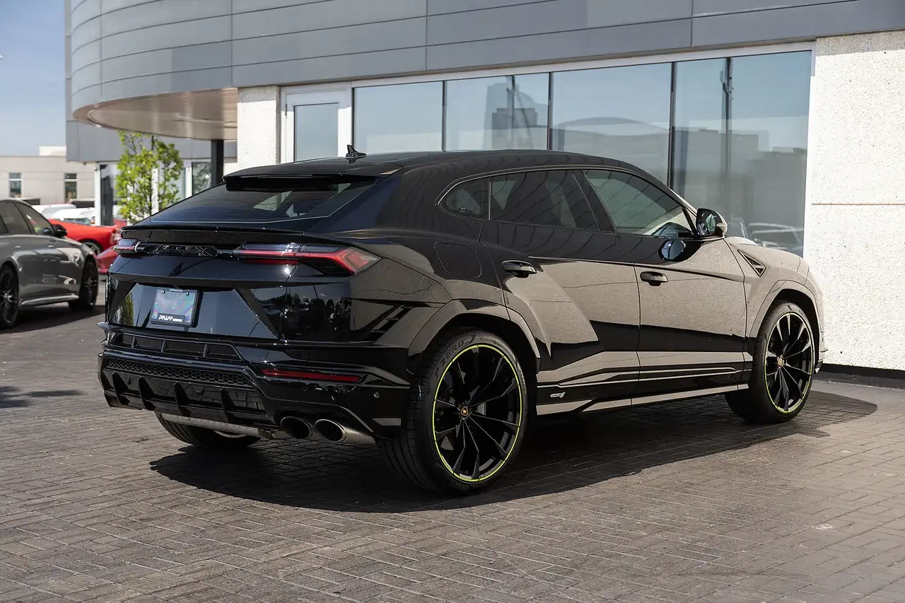 2023 Lamborghini Urus S, 9/27