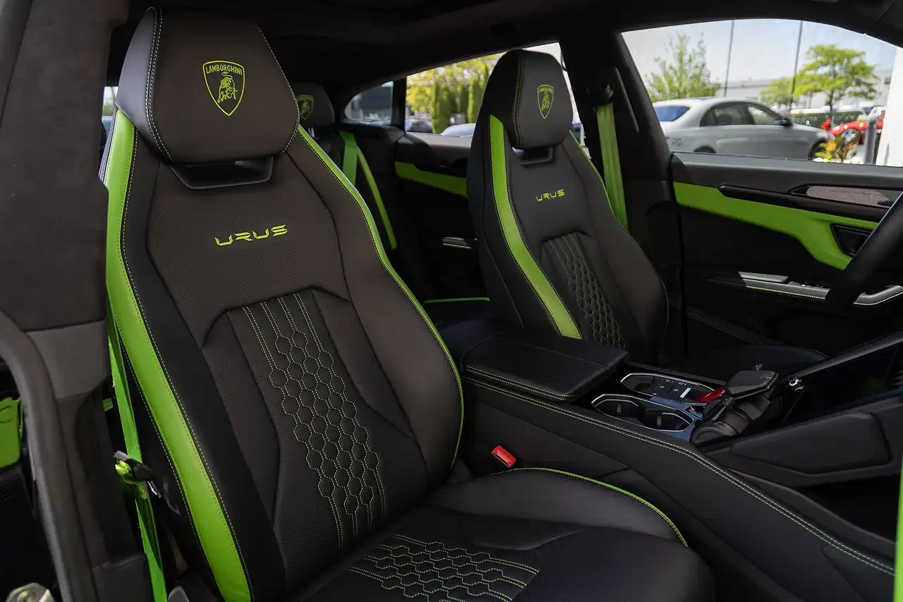 2023 Lamborghini Urus S, 17/27