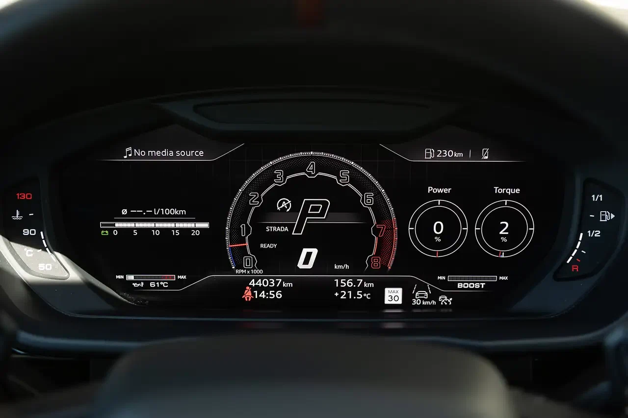 2023 Lamborghini Urus S, 19/27