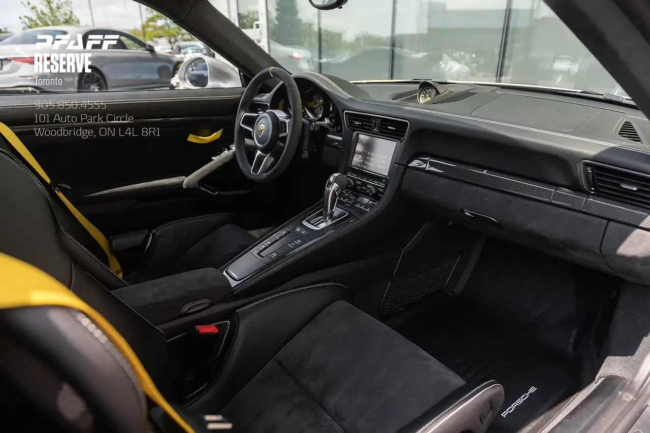 2016 Porsche 911 (991.1) GT3 RS, 14/29