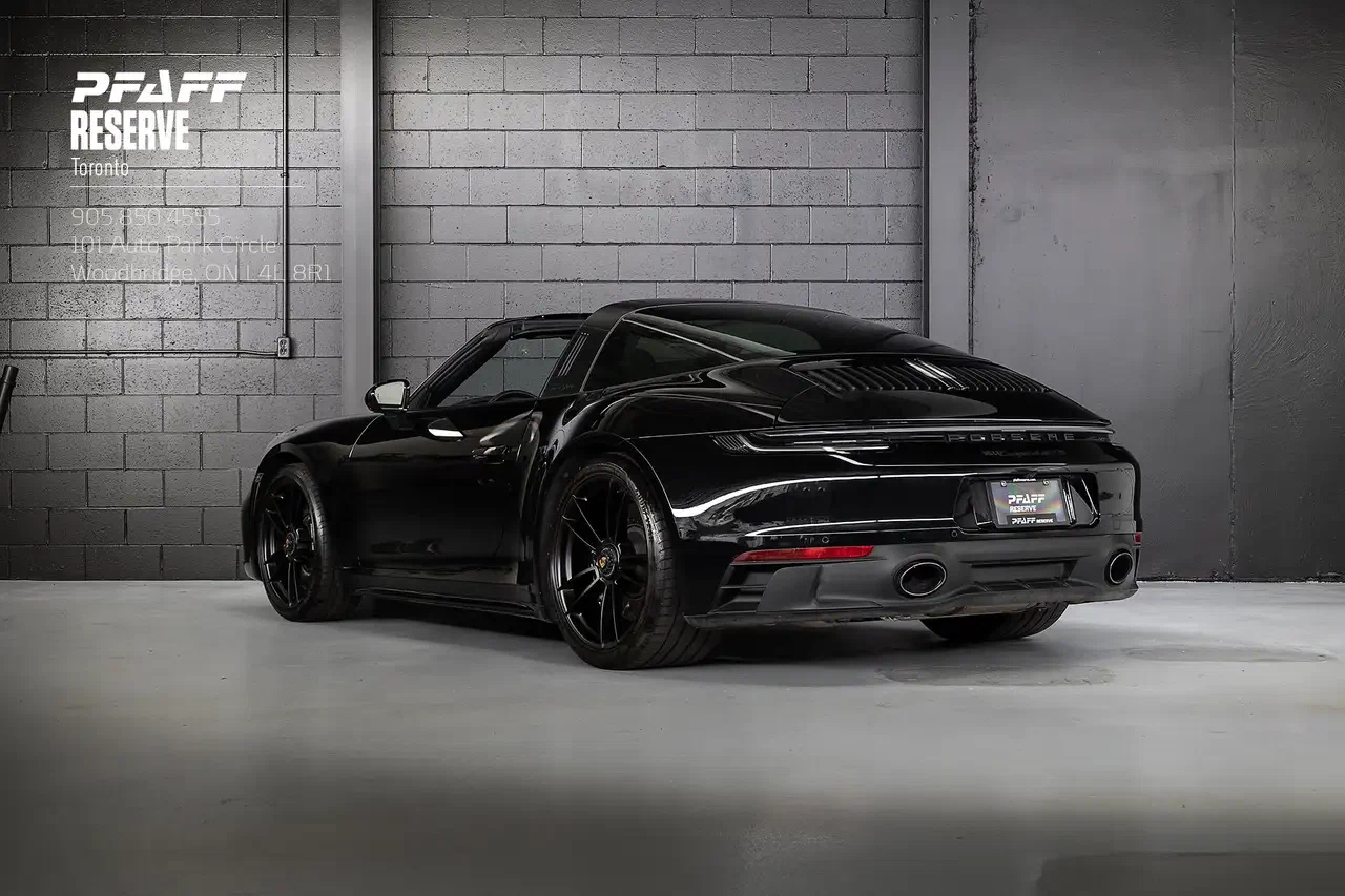 2022 Porsche 911 (992.1) Targa 4 GTS, 3/25