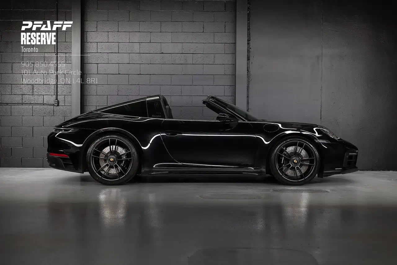 2022 Porsche 911 (992.1) Targa 4 GTS, 8/25