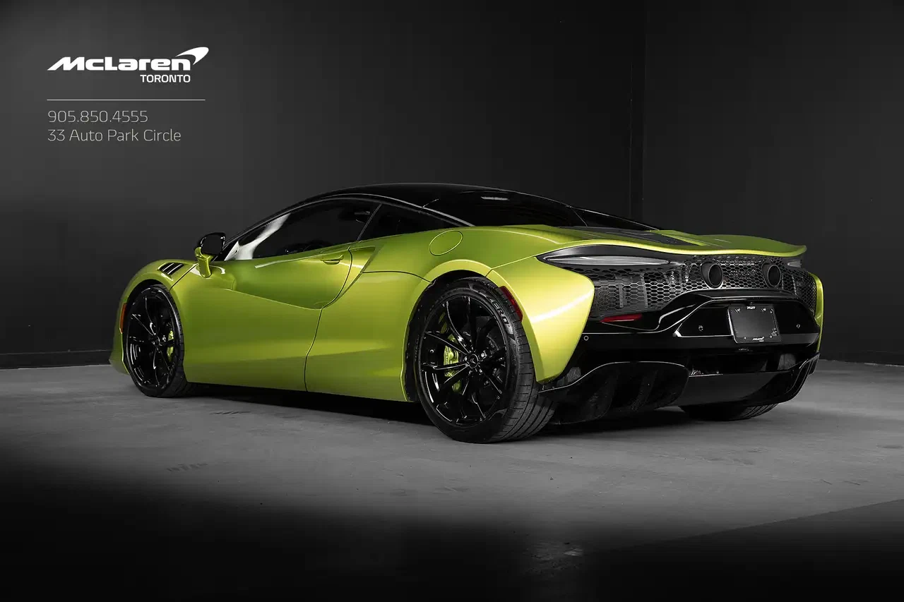2023 McLaren Artura, 3/25