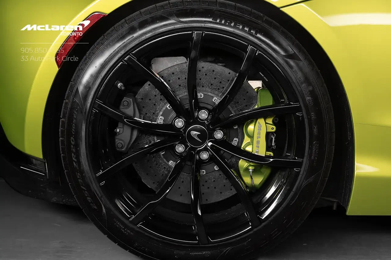 2023 McLaren Artura, 7/25