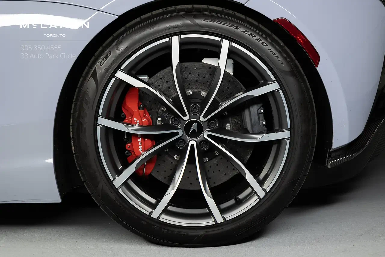 2023 McLaren Artura, 6/28