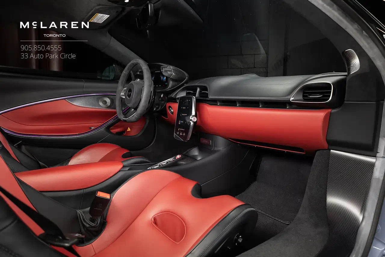 2023 McLaren Artura, 14/28