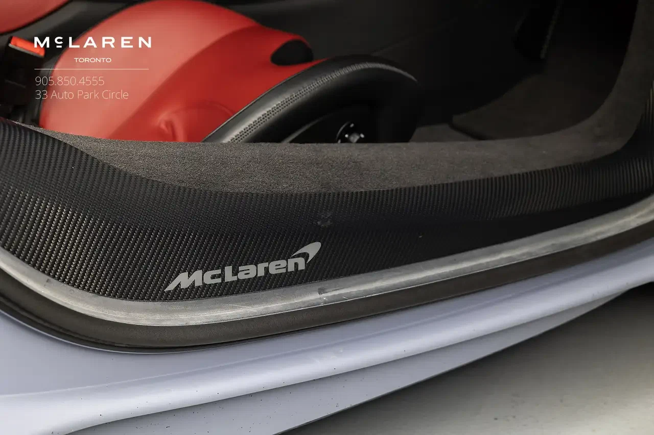 2023 McLaren Artura, 24/28