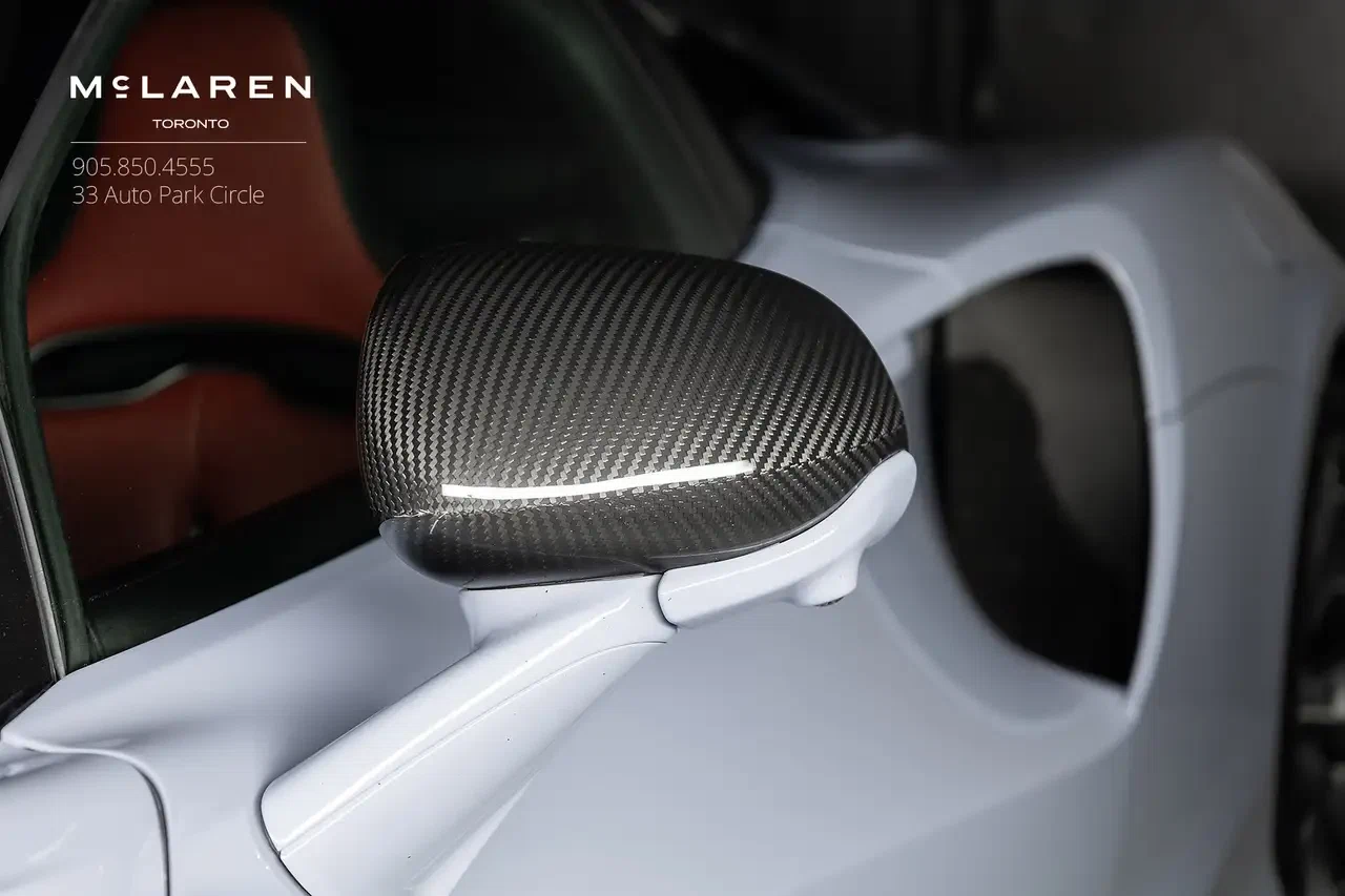 2023 McLaren Artura, 26/28
