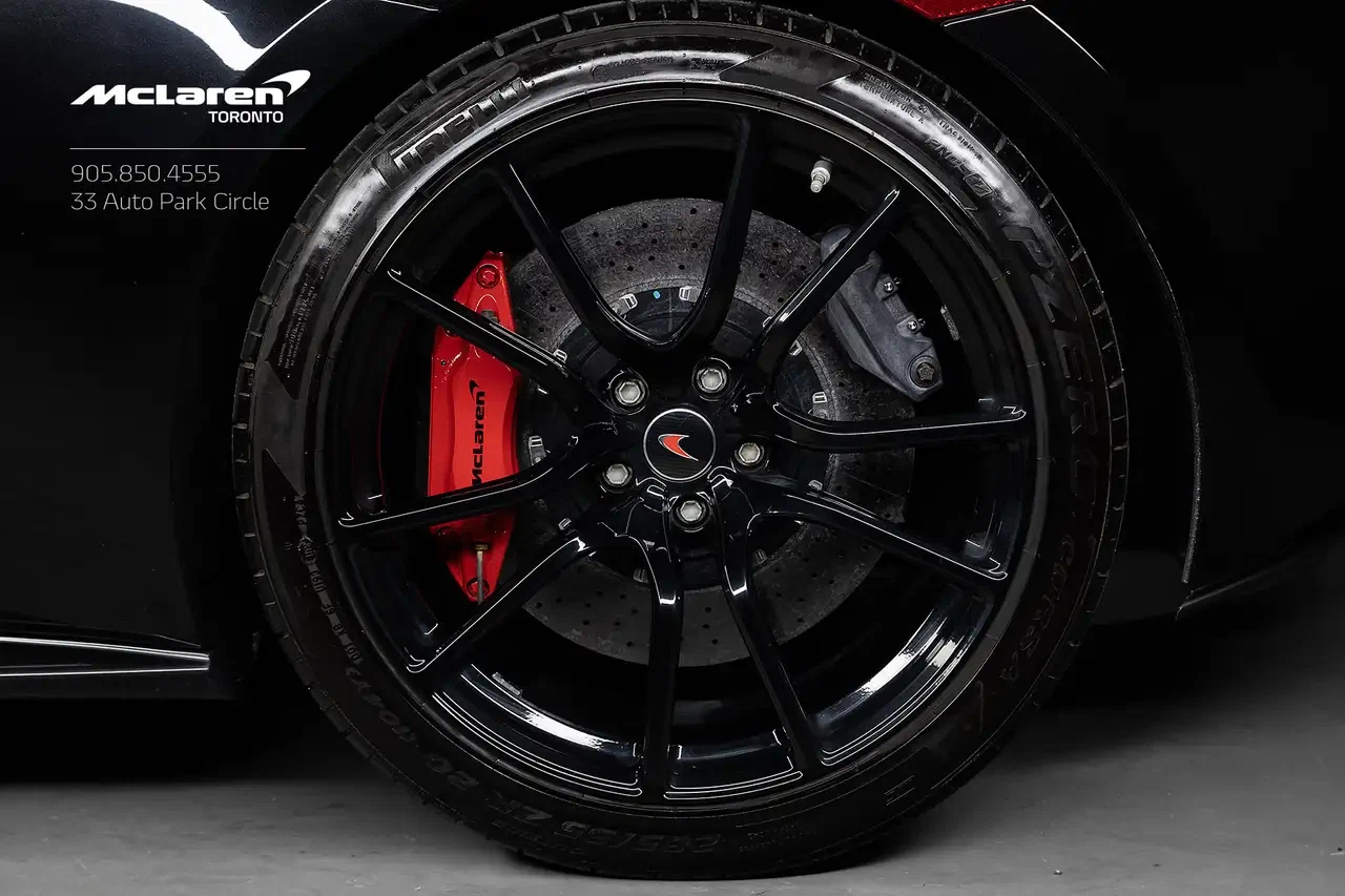 2016 McLaren 570S, 6/24