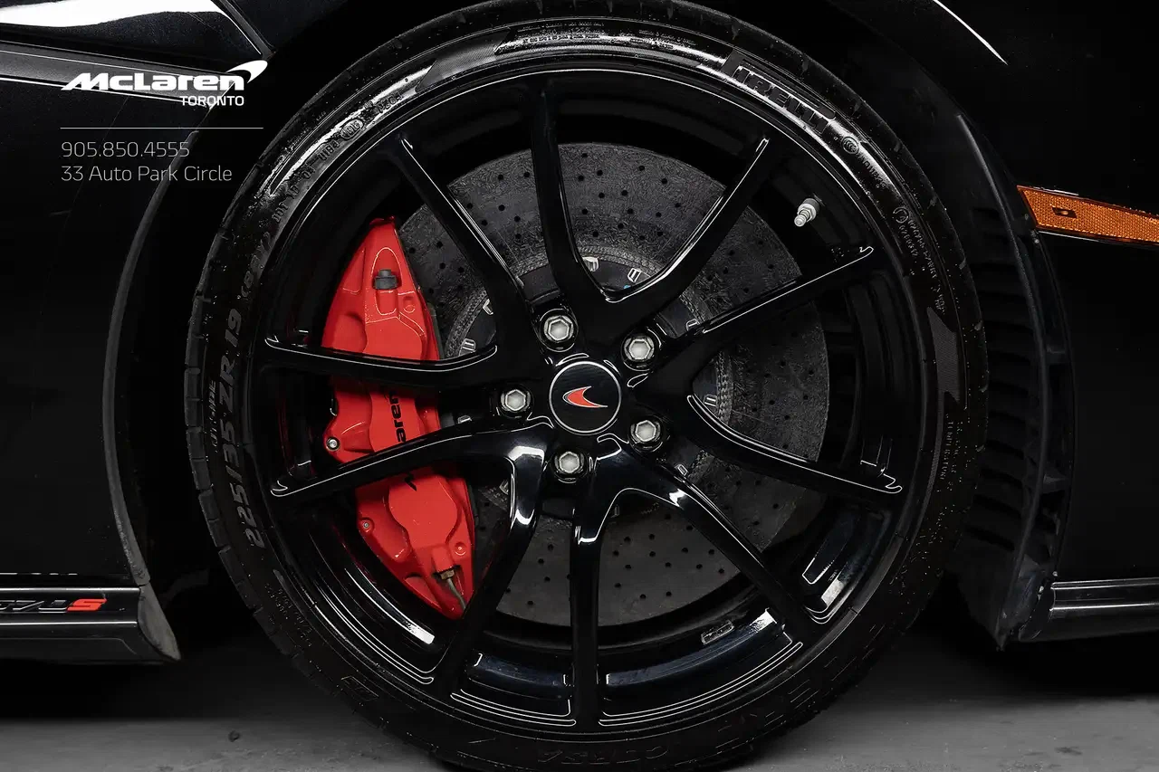 2016 McLaren 570S, 8/24