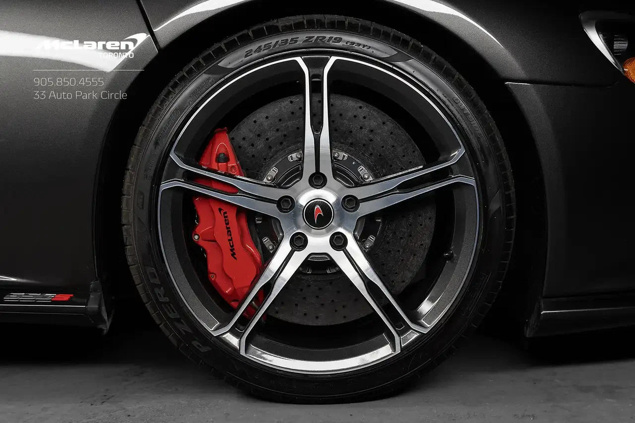 2015 McLaren 650S, 8/26