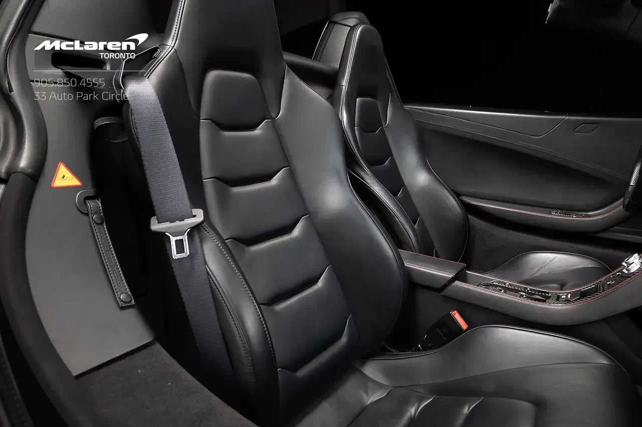 2015 McLaren 650S, 16/26
