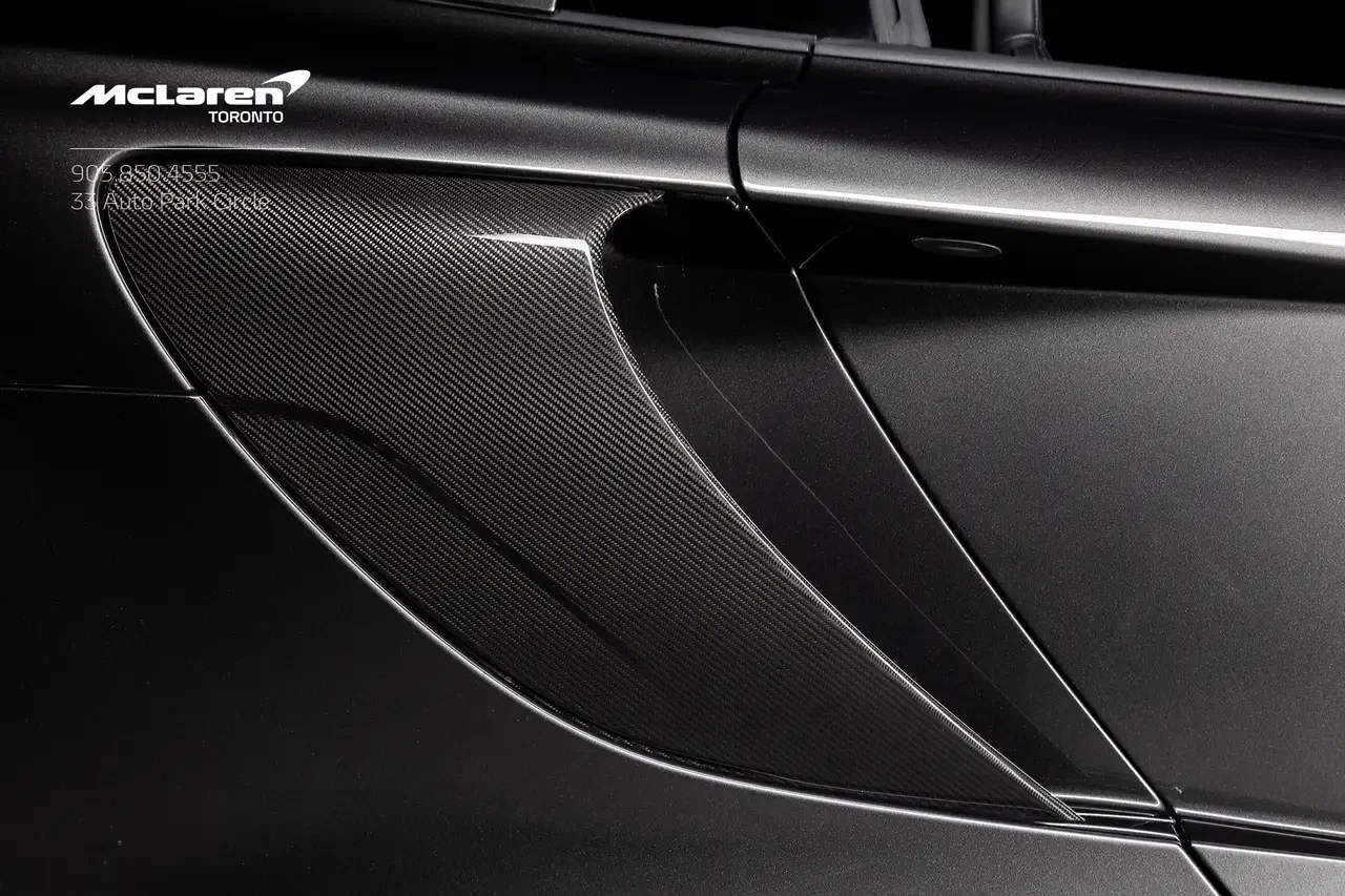 2015 McLaren 650S, 25/26