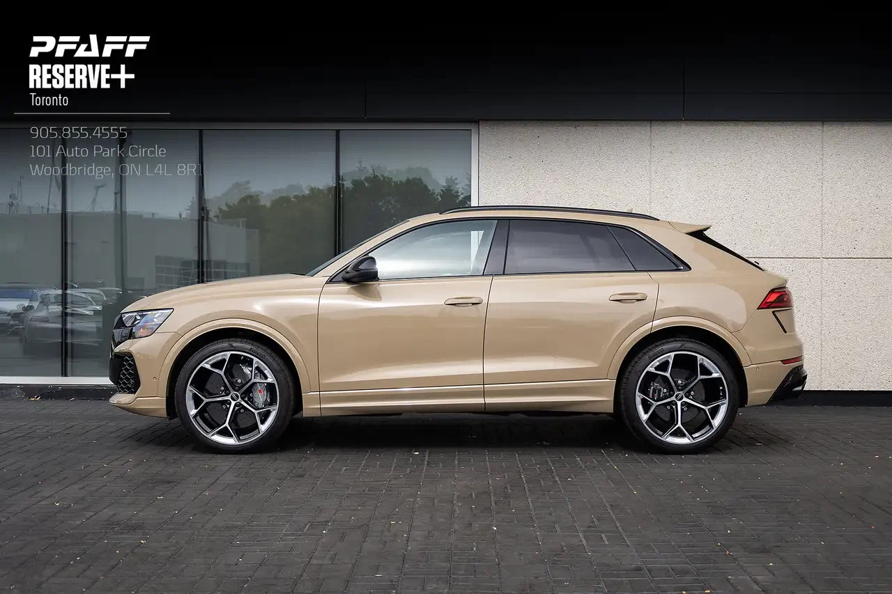 2025 Audi RS Q8 performance, 2/28